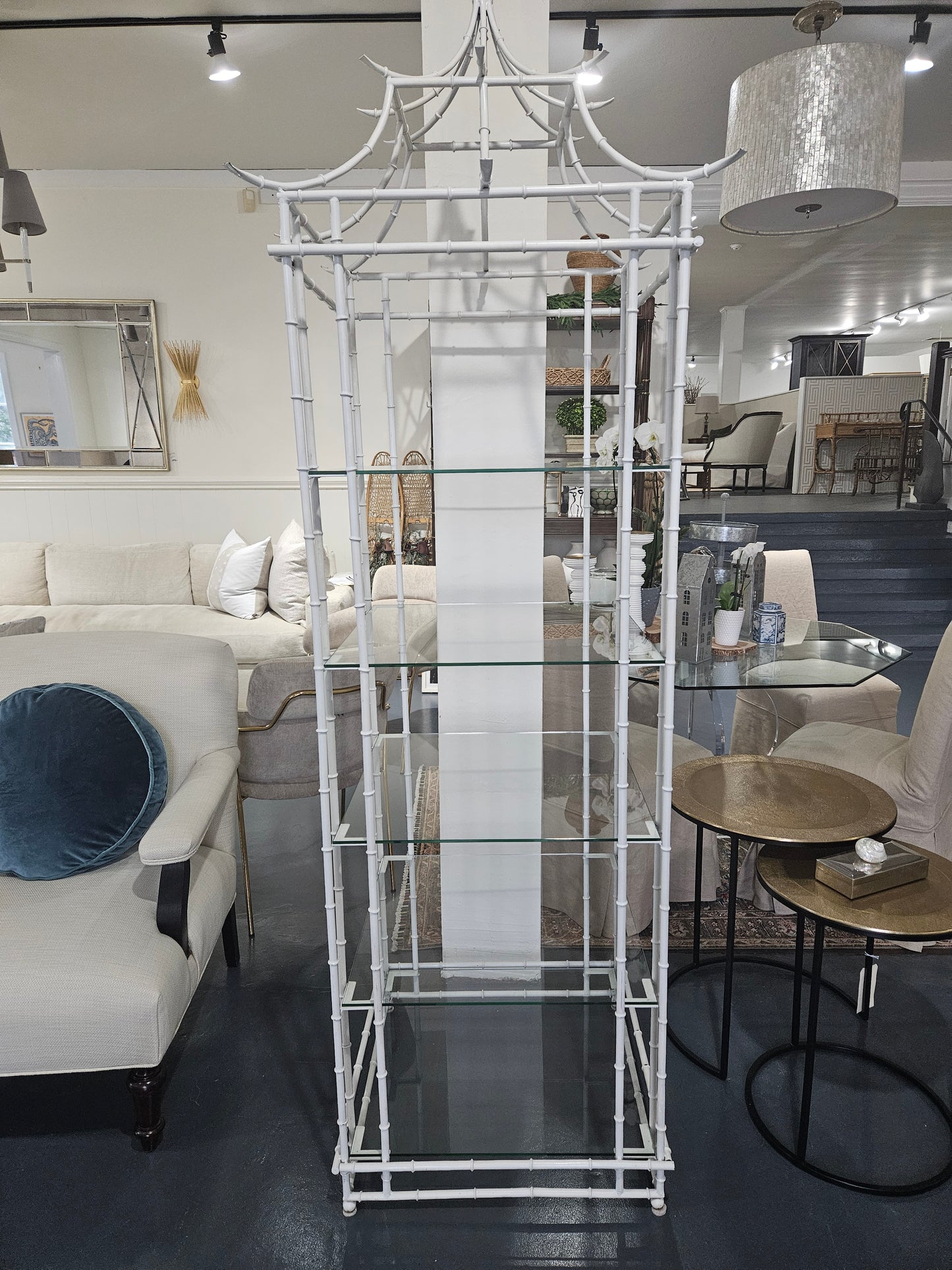 Etagere