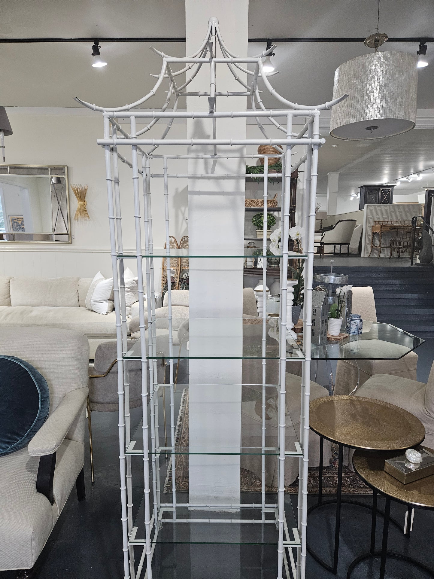 Etagere