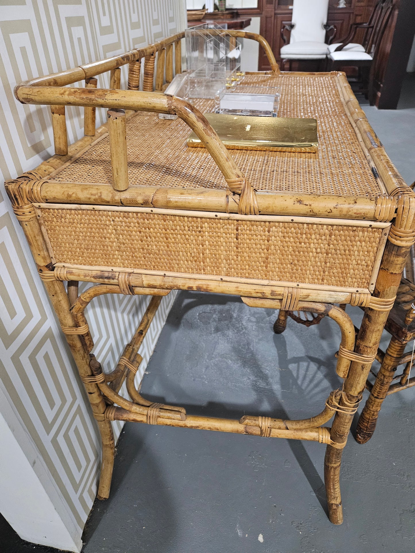 Vintage Desk/Vanity
