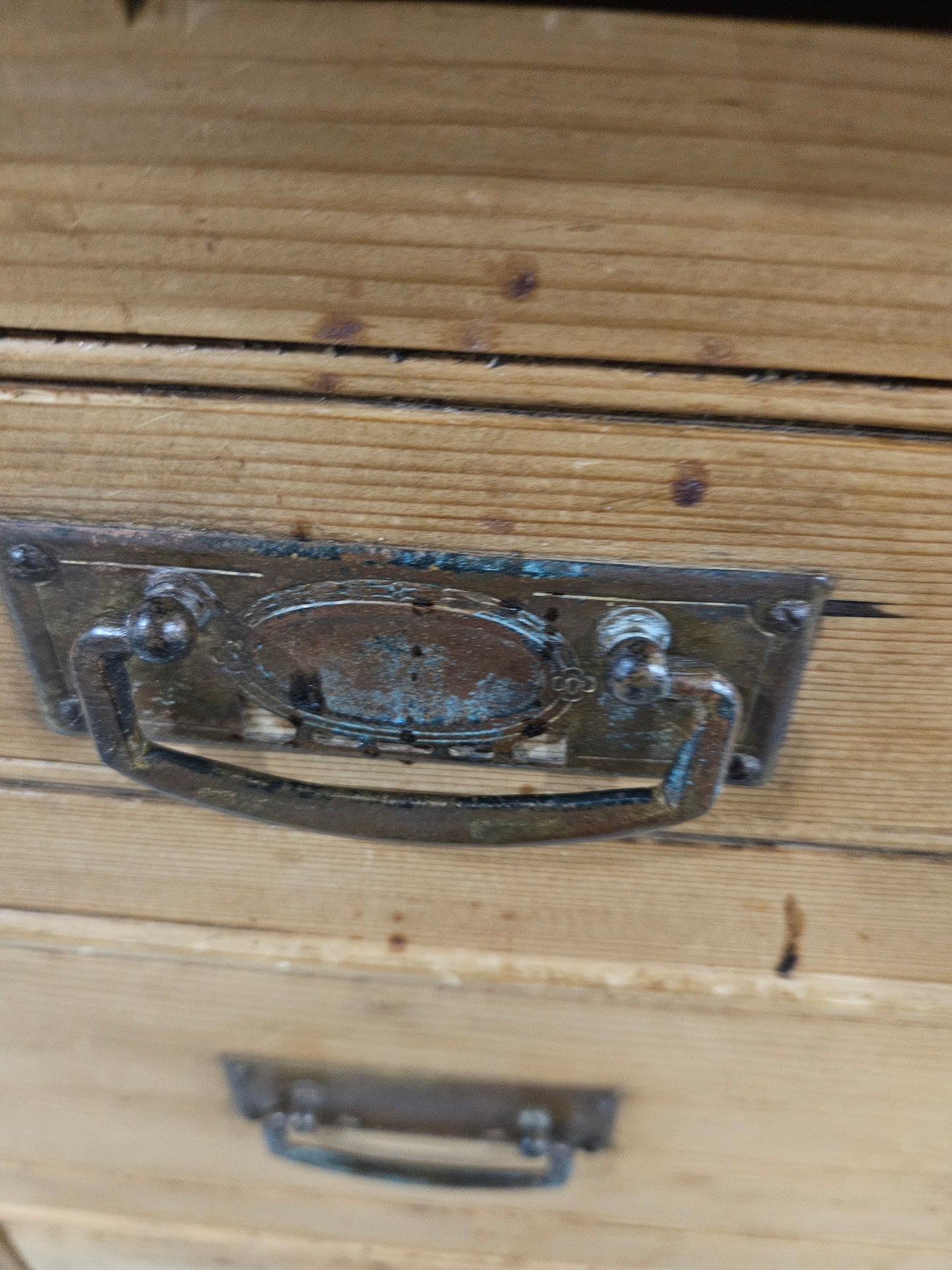 Chest/ Dresser